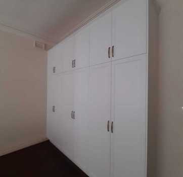 Lifestyle-Wardrobes-WA-HINGED-DOORS-05