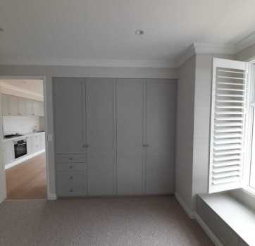 Lifestyle-Wardrobes-WA-HINGED-DOORS-11