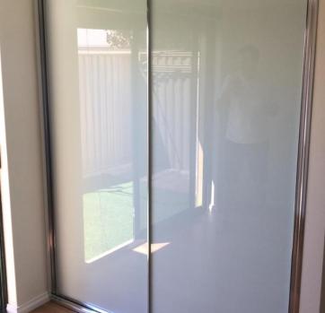 Super White Glass Brushed silver frames