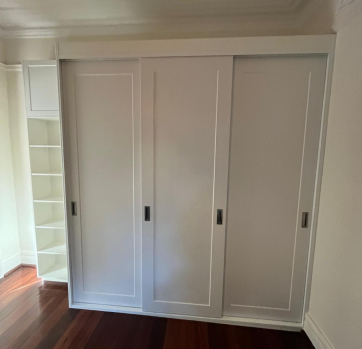 Classic white breeze settler profile