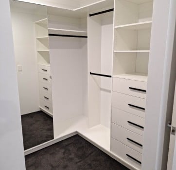 Walk-In-3